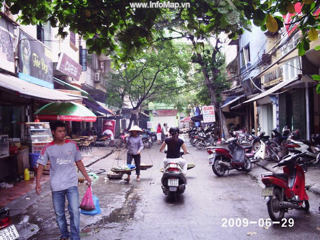 Phố Hồ Giám, Quận Đống Đa, Hà Nội